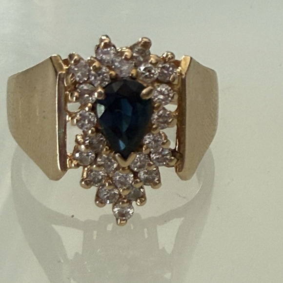 Jewelry - 14k sapphire diamond ring